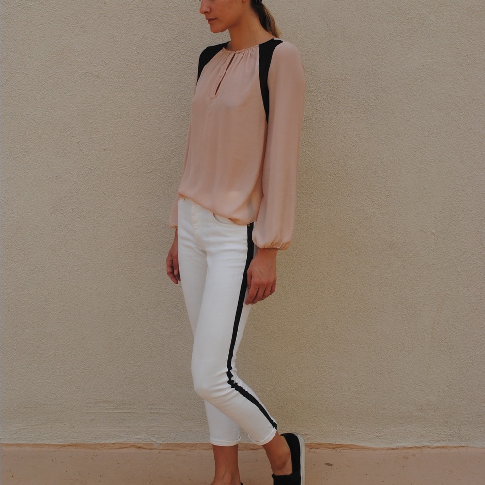 Pink blouse 👚